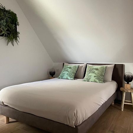Gîte Cérans-Foulletourte-Cérans, 2 pièces, 6 personnes - FR-1-410-258 Esterno foto